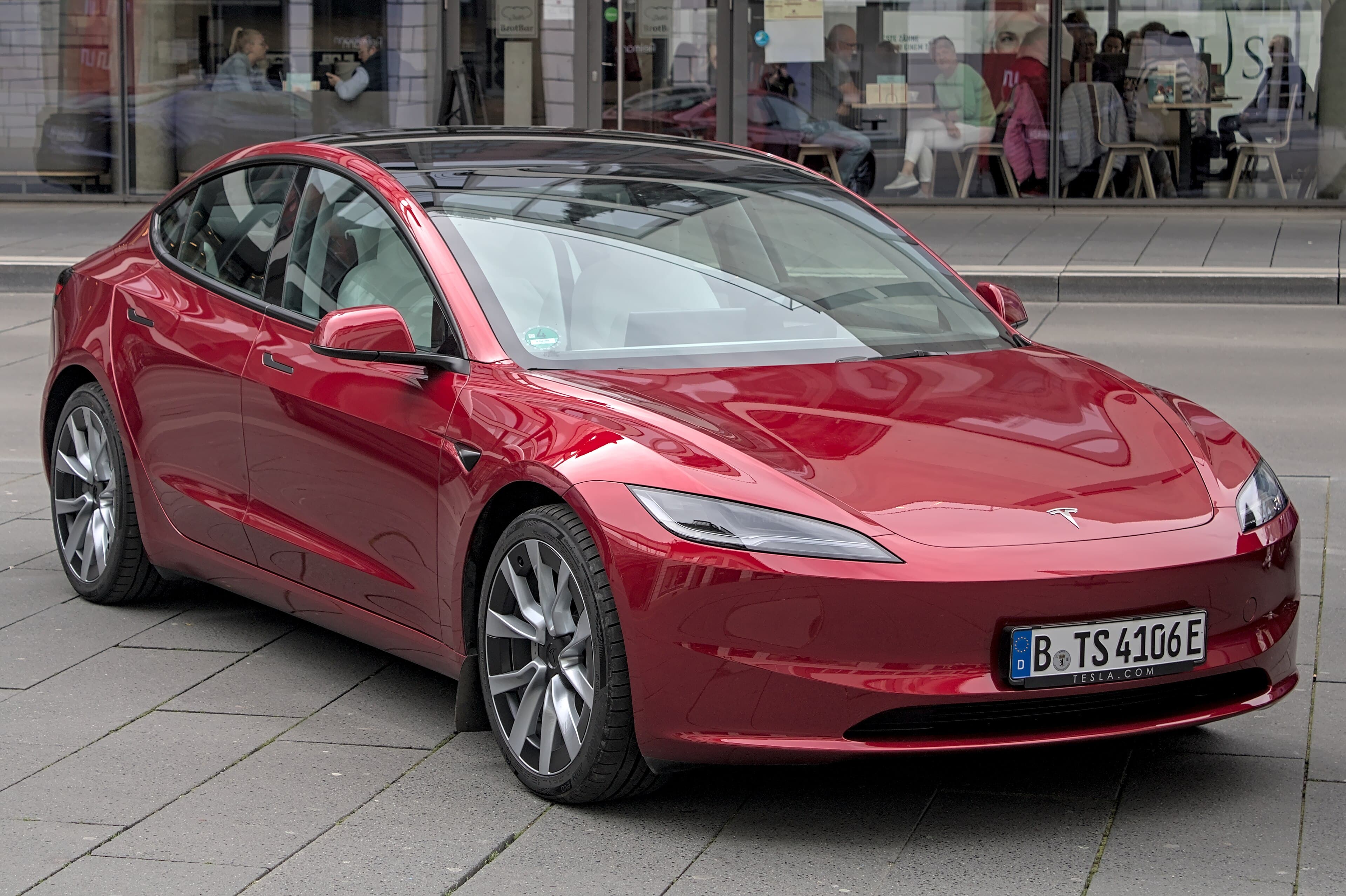2023 Tesla Model 3